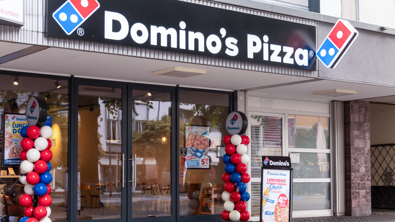 is dominos open on christmas